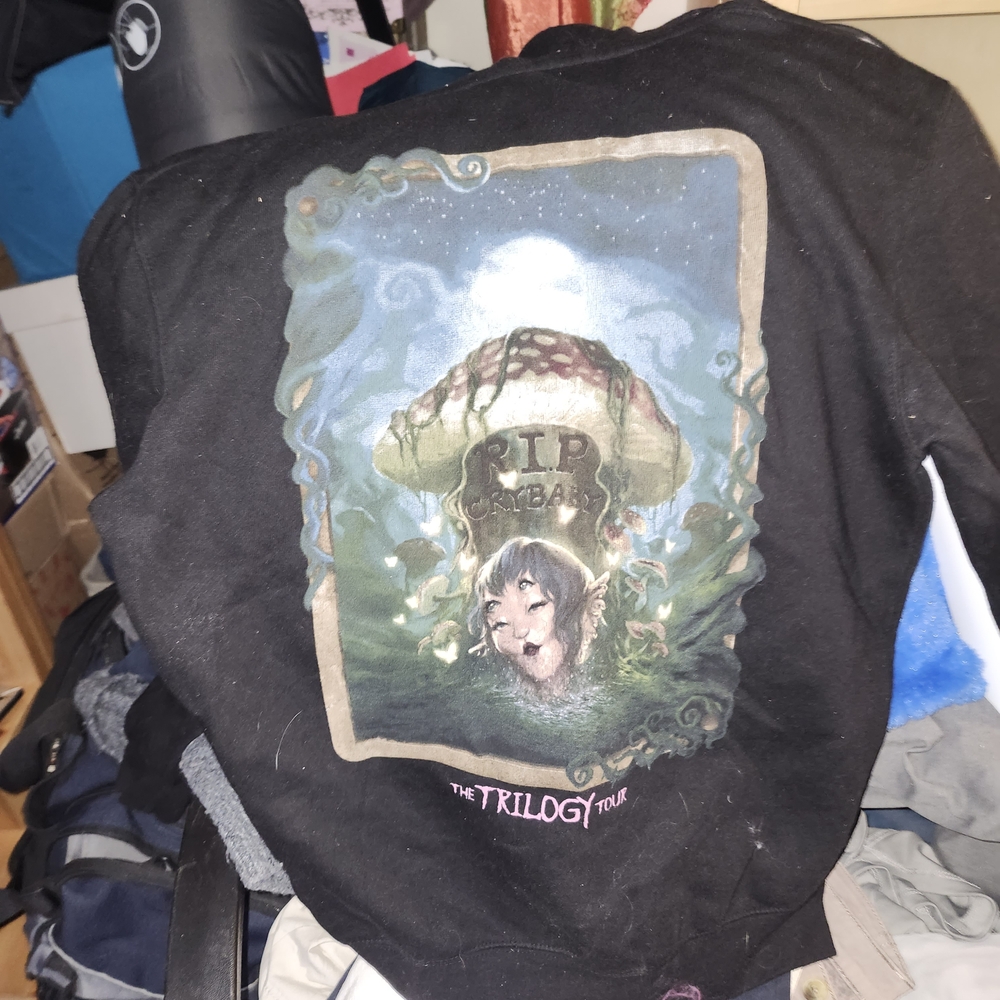Black Graphic Women's Sweater